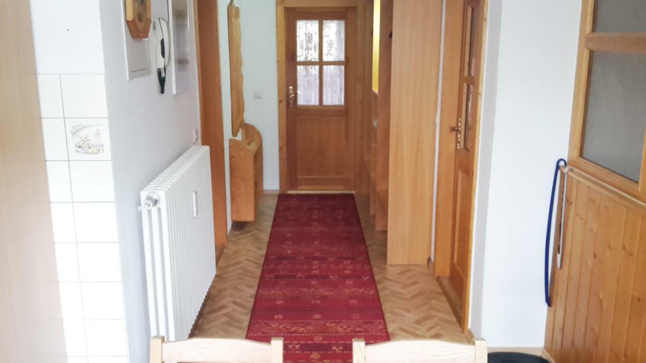 Villa Goldbrunnen Ferienwohnung 3 バート・エルスター エクステリア 写真