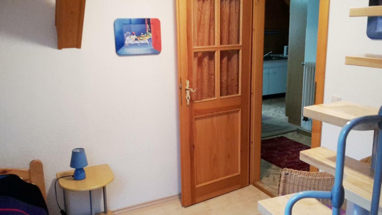 Villa Goldbrunnen Ferienwohnung 3 バート・エルスター エクステリア 写真